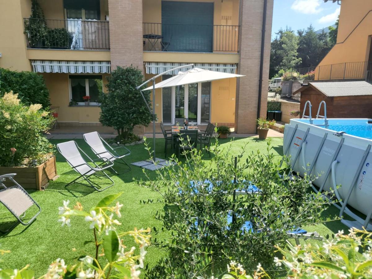 A Due Passi Dal Lago Colico Exterior foto